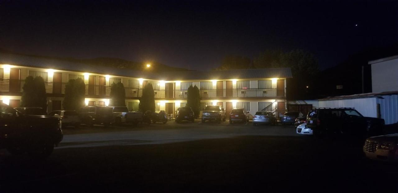 Cache Creek Inn Exterior foto