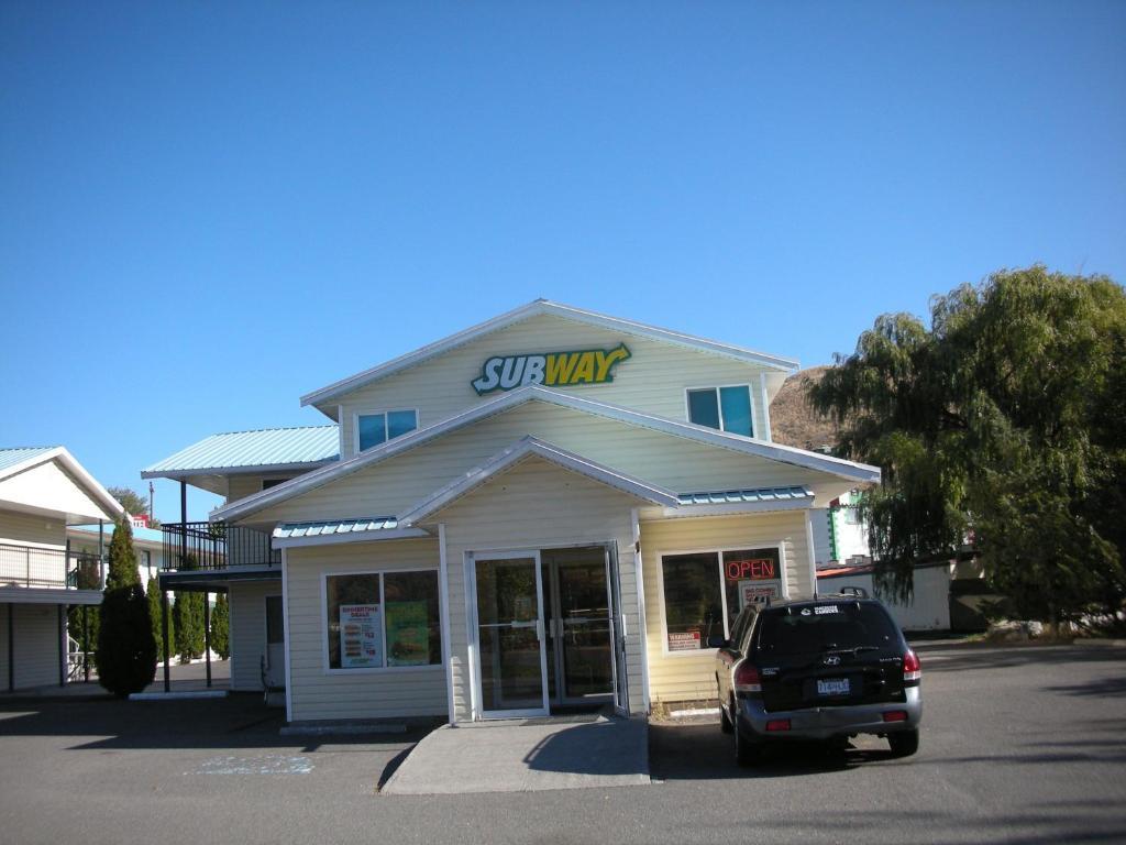 Cache Creek Inn Exterior foto