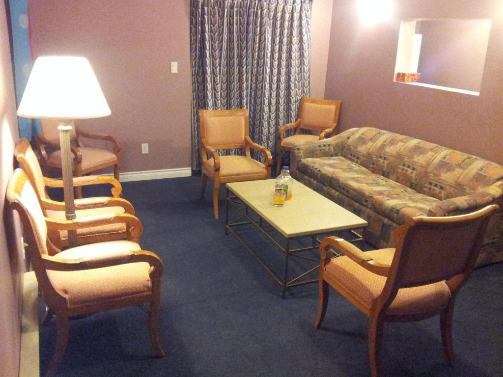 Cache Creek Inn Habitación foto